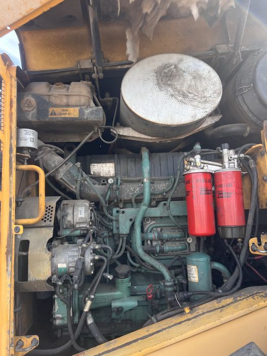 Погрузчик навантажувачь Volvo L220E
