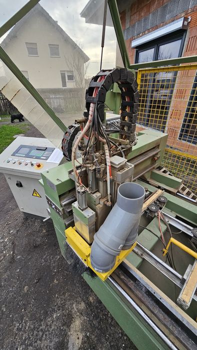 Maszyny stolarskie cnc do mebli