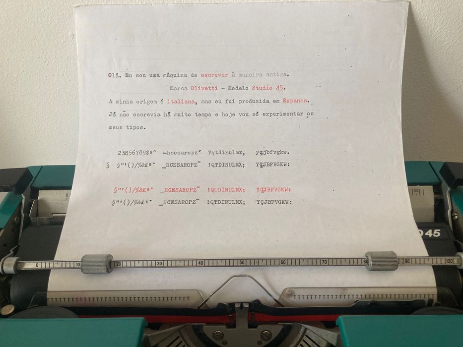 Máquina de escrever *** Olivetti Studio 45