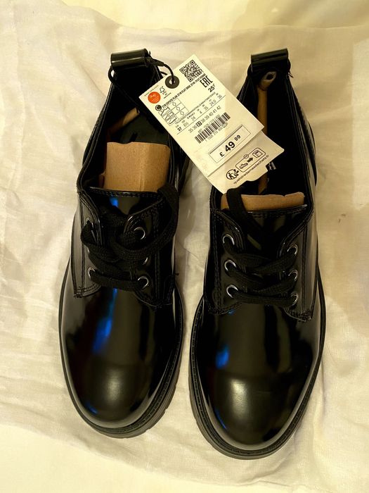 Sapatos Novos nº37