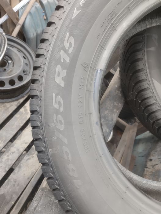 185/65/15 Pirelli All season 92v