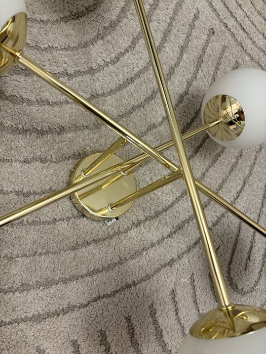 Nowoczesna lampa sufitowa – Agata Meble | złota | z żarówkami