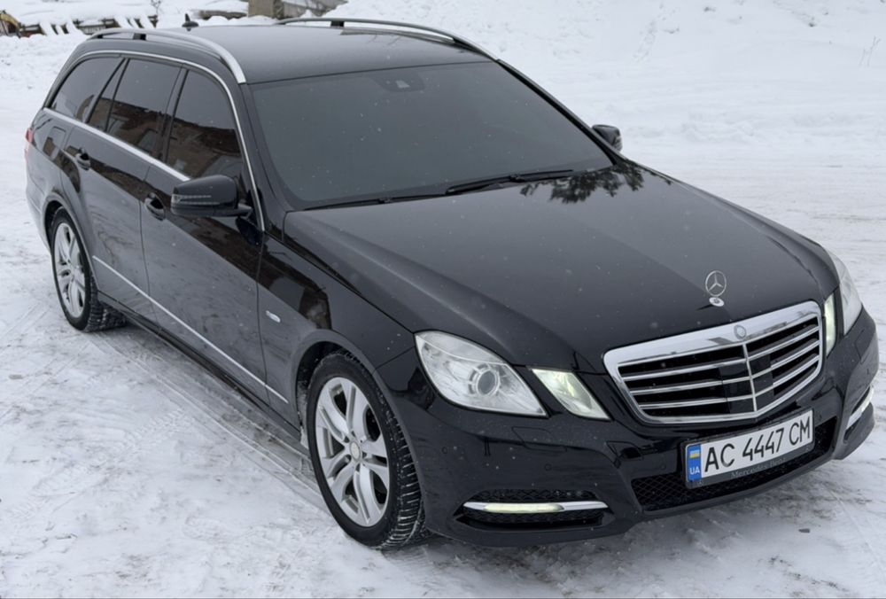 MERCEDES 212 дизель 2.2автомат 2012 рік