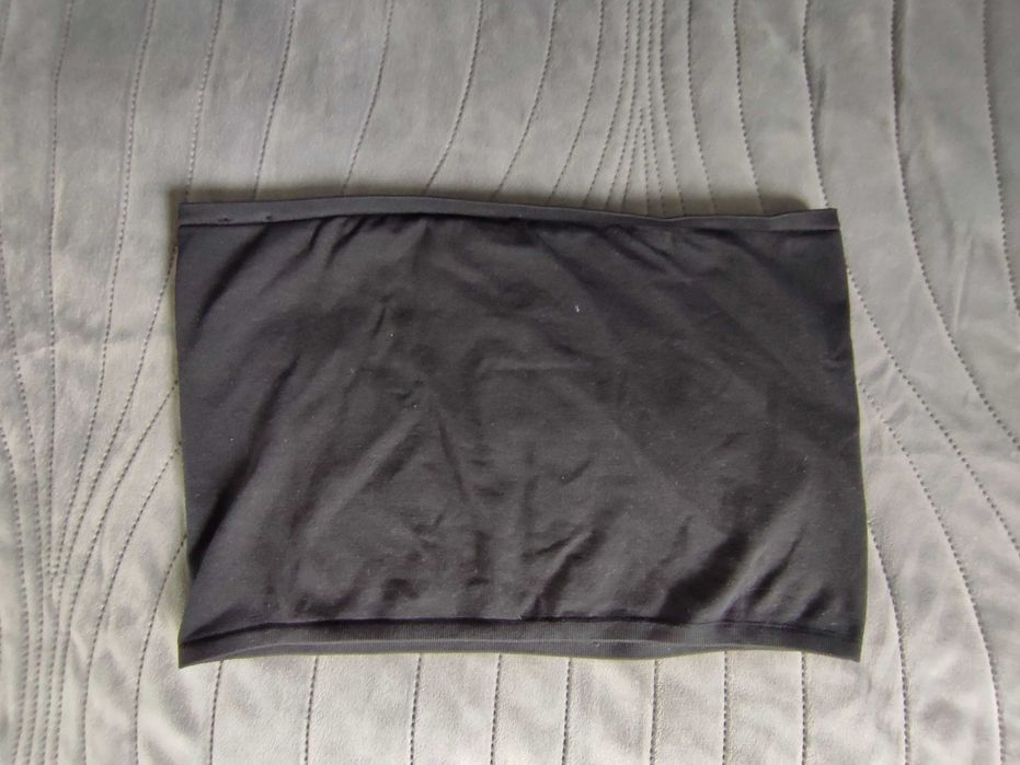 Top czarny Bershka - XS/S