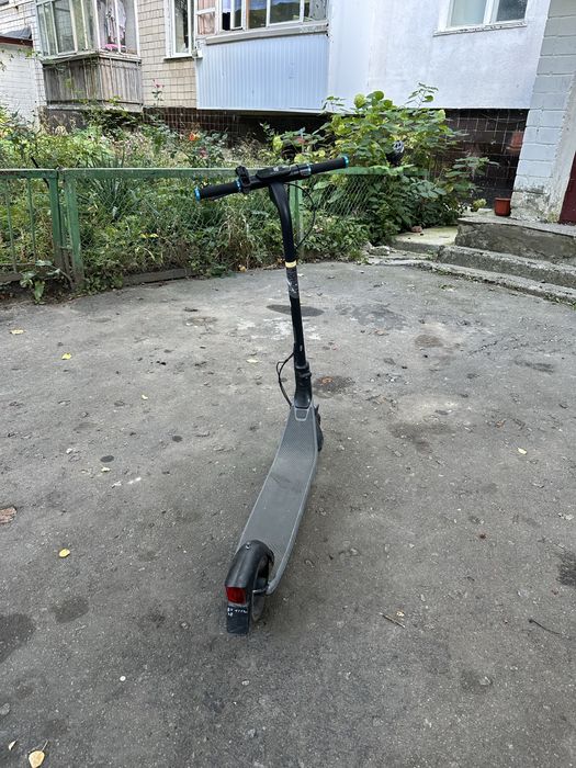 Електросамокат ninebot e2