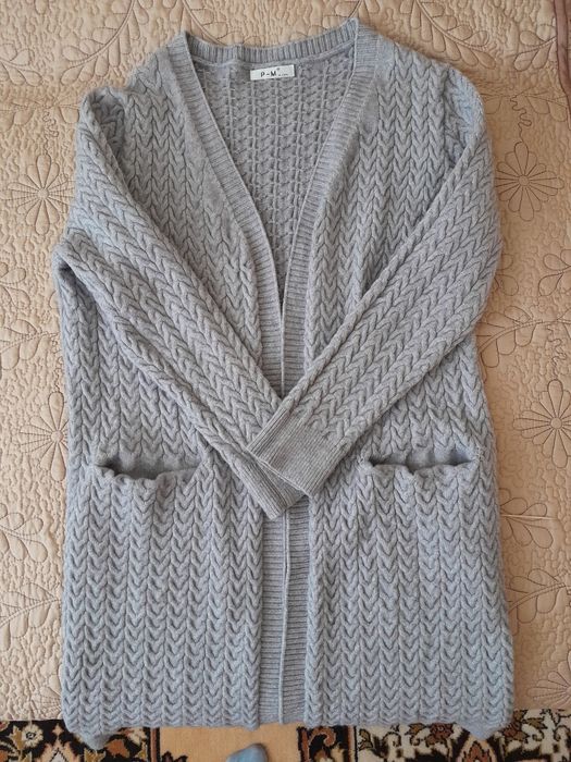 Кардиган,як новий. Вдягала 1 раз.