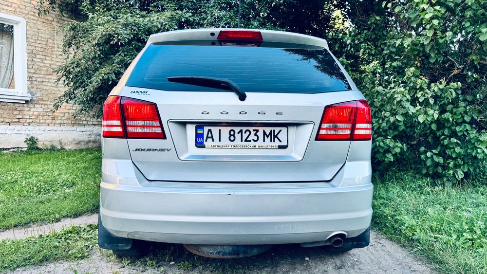 Продаж авто Dodge Journeu