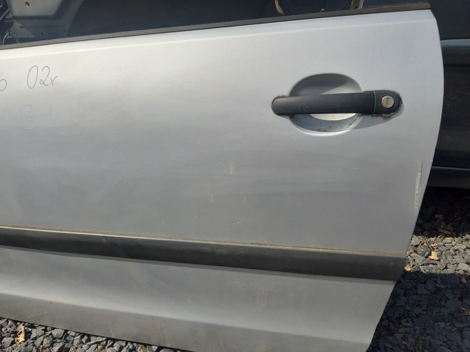Volkswagen Polo 9n 02r. Drzwi lewy przód 3d