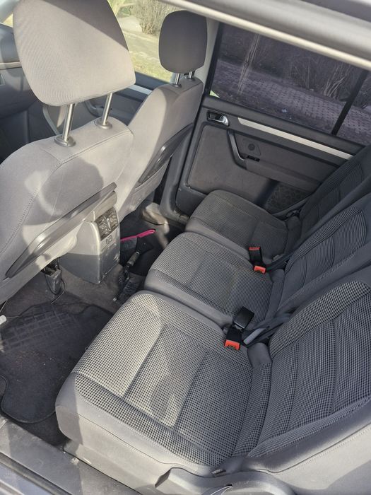 Witam sprzedam Touran 7 osobowy 2.0 diesel