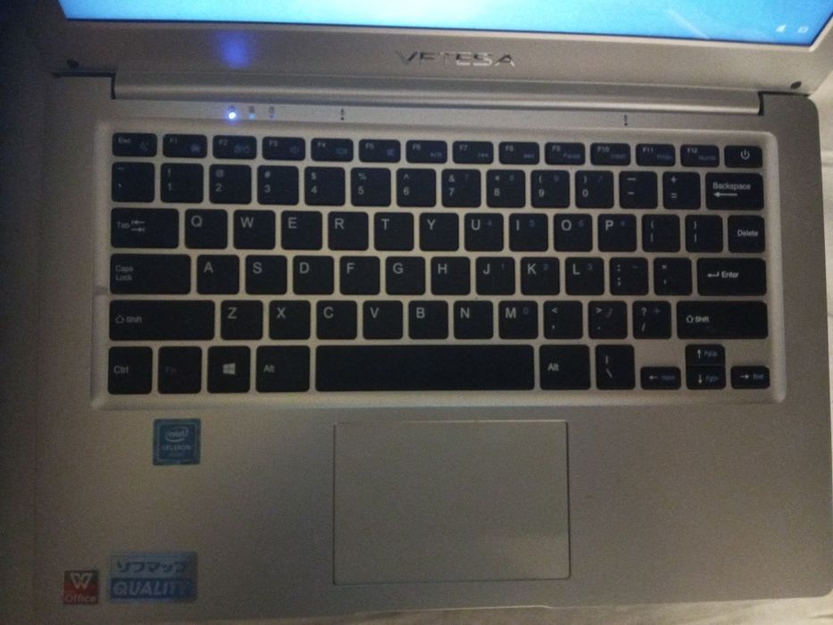 Ноутбук Vitesa Intel Celeron 1.10 GHz