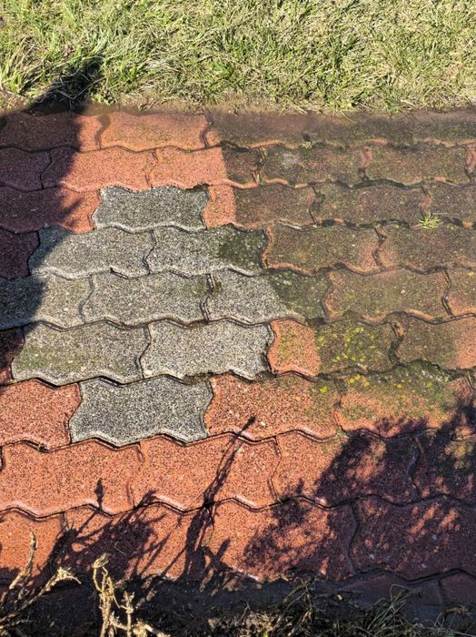 Czyszczenie kostki brukowej i elewacji