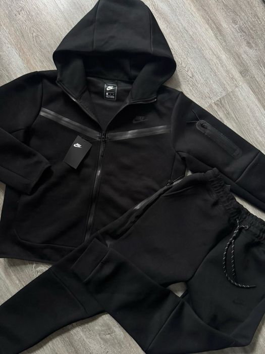 Dres nike tech fleece