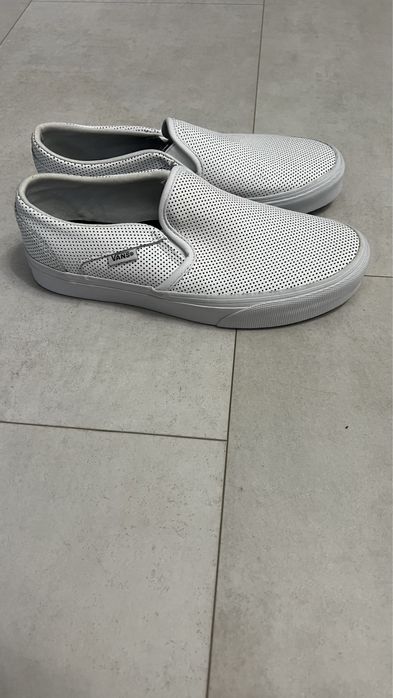 Продам кеди Vans