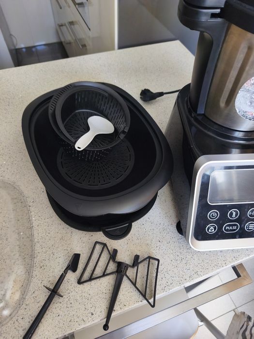 Excelente oportunidade  robot de cozinha TotalChef RK5