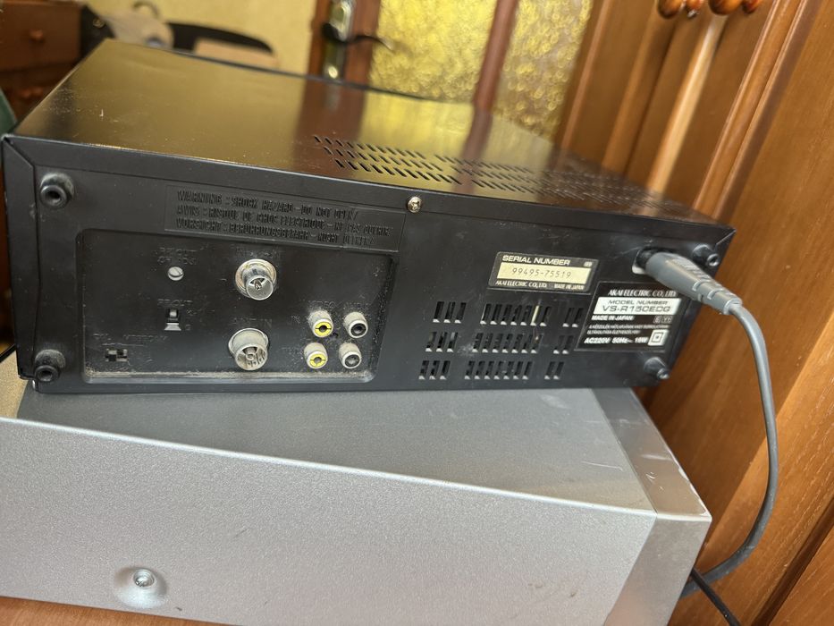 Видеоплеер panasonic nv-fj600am и akai vs r150edg