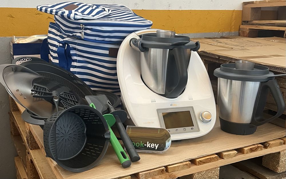 Bimby TM5 completa + Cook-Key + Saco de Transporte