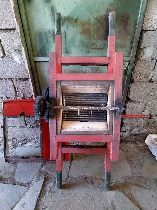 Esmagador de cachos manual