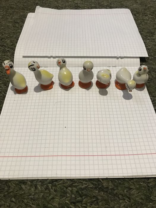 Статуетки. Циплята