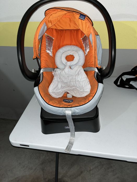 Conjunto de bebe (Ovo, Alcofa e Carrinho)