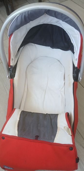 Cama pequena para dormir