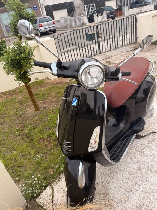 Vespa Primavera 125  Ano 2016