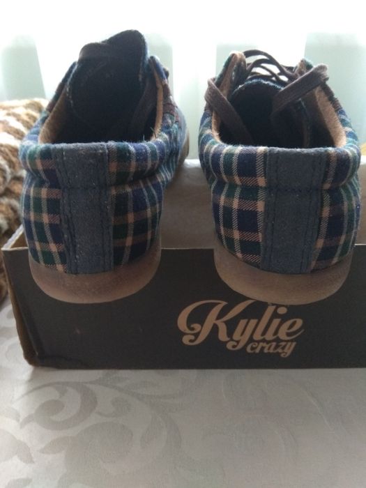 Кеди- мокасини.К.CR.