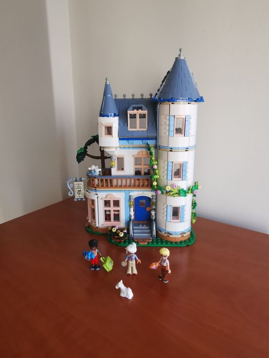 Lego 42638 Friends Castle Bed and Breakfast