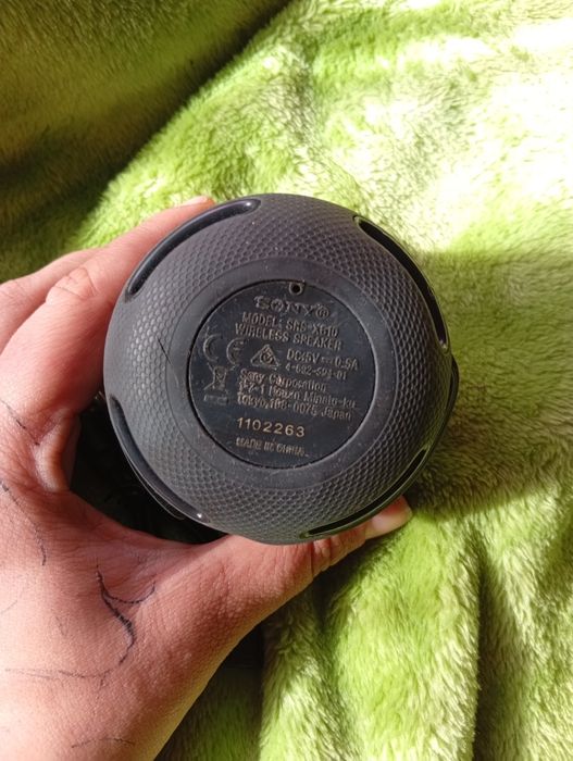 Sony SRS-XB10 (Wireless Speaker)
É um pequeno altifalante portátil da