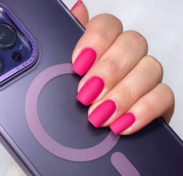 Маникюр ,педикюр позняки