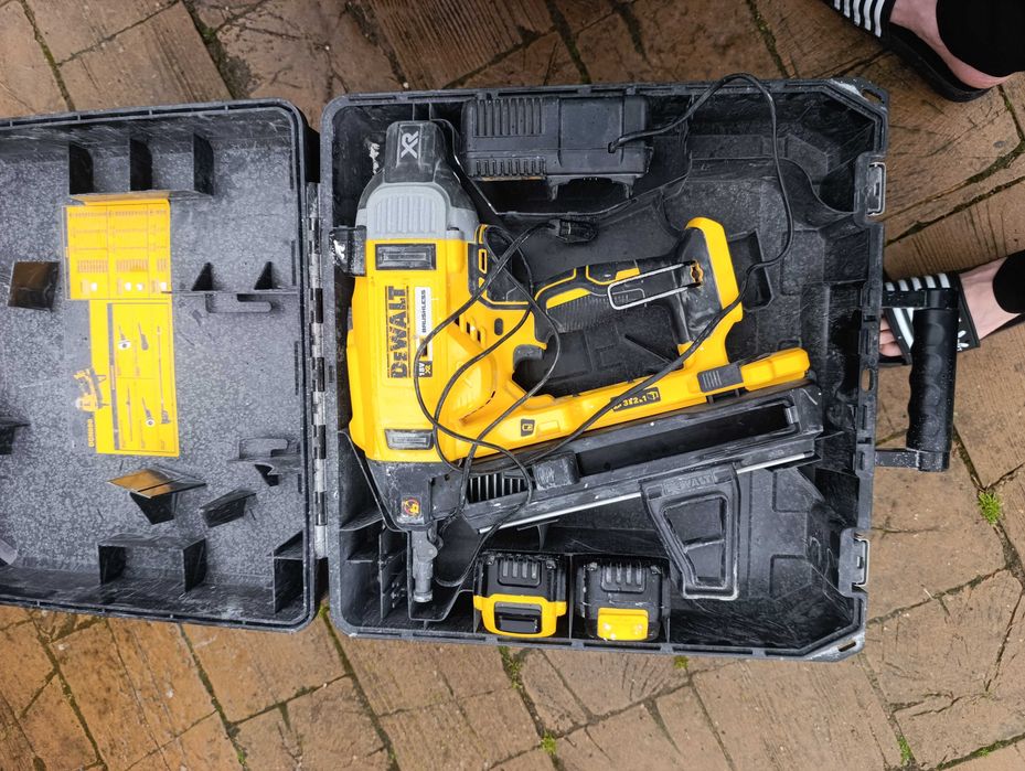 Zestaw DeWalt 18w