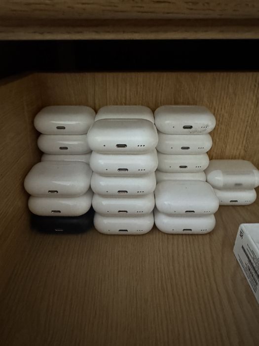 Кейс AirPods навушники поштучно Pro 2/3