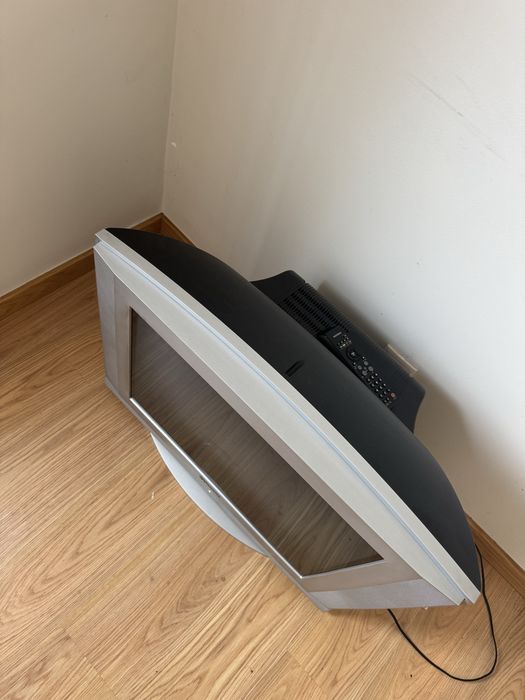 TV Samsung flat LCD 29”
