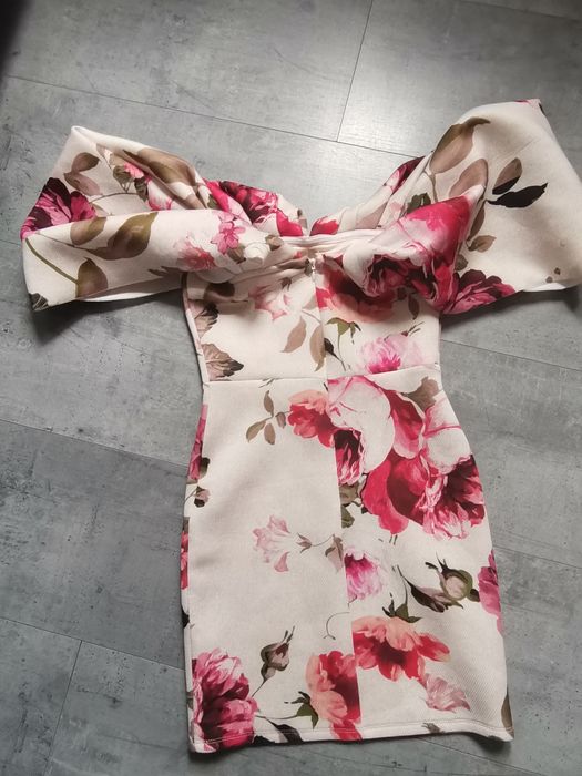 Asos sukienka w kwiaty