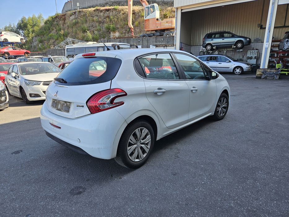 Peugeot 208 1.4 HDi de 2012 para peças