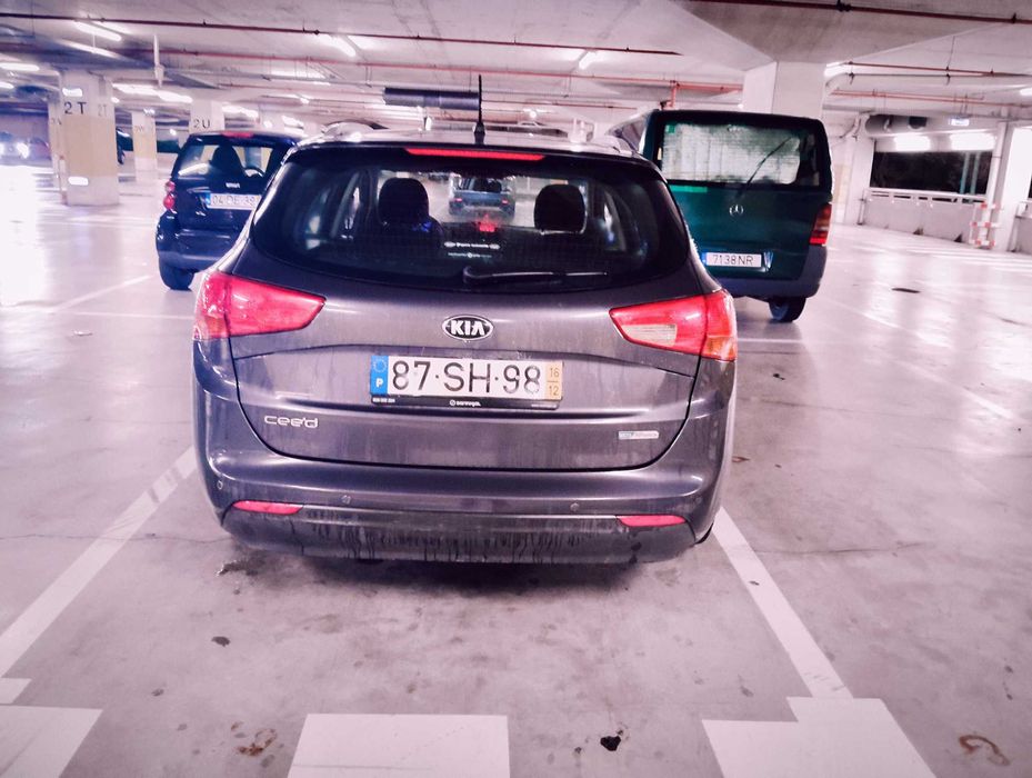 Kia 2016 /12.  Com todo o Histórico