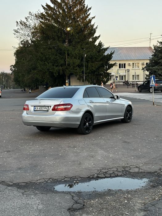 Мерседес  e klasse w212