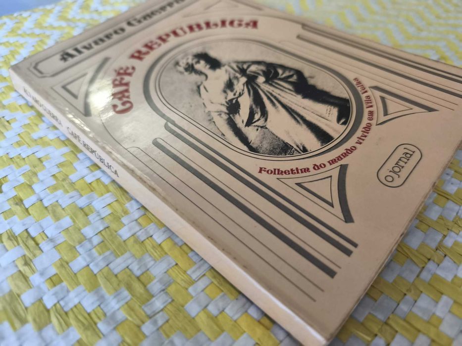 Café República - Álvaro Guerra