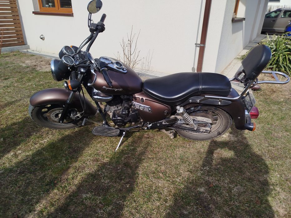 Motocykl keeway superlight 125