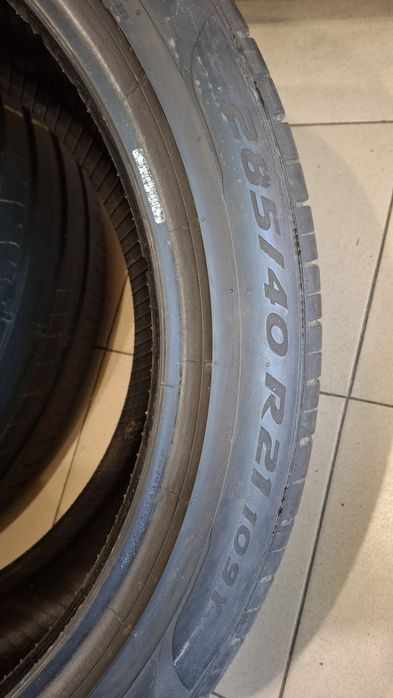 Шини 285/40 R21 Pirelli