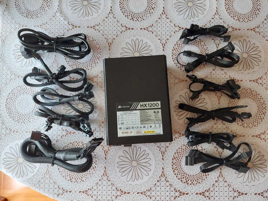 Fonte de alimentação Corsair HX 1200 Platinium