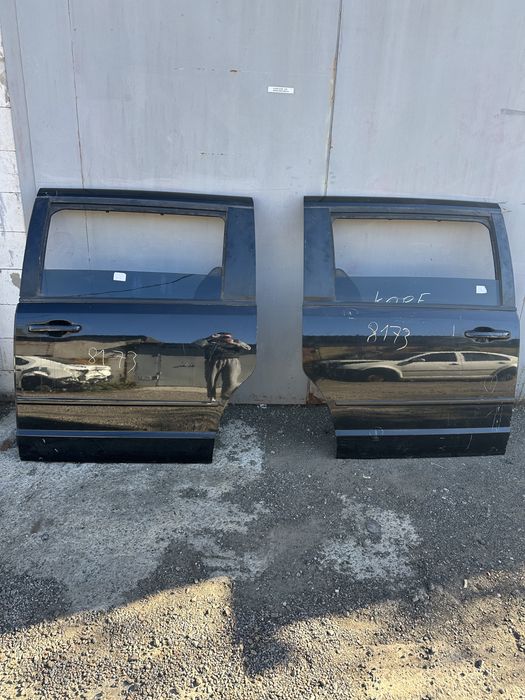 Двери боковые Dodge Grand Caravan 2011-20 год