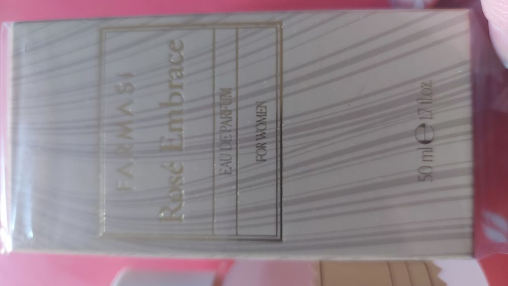 Perfume Rose Embrace da Farmasi
