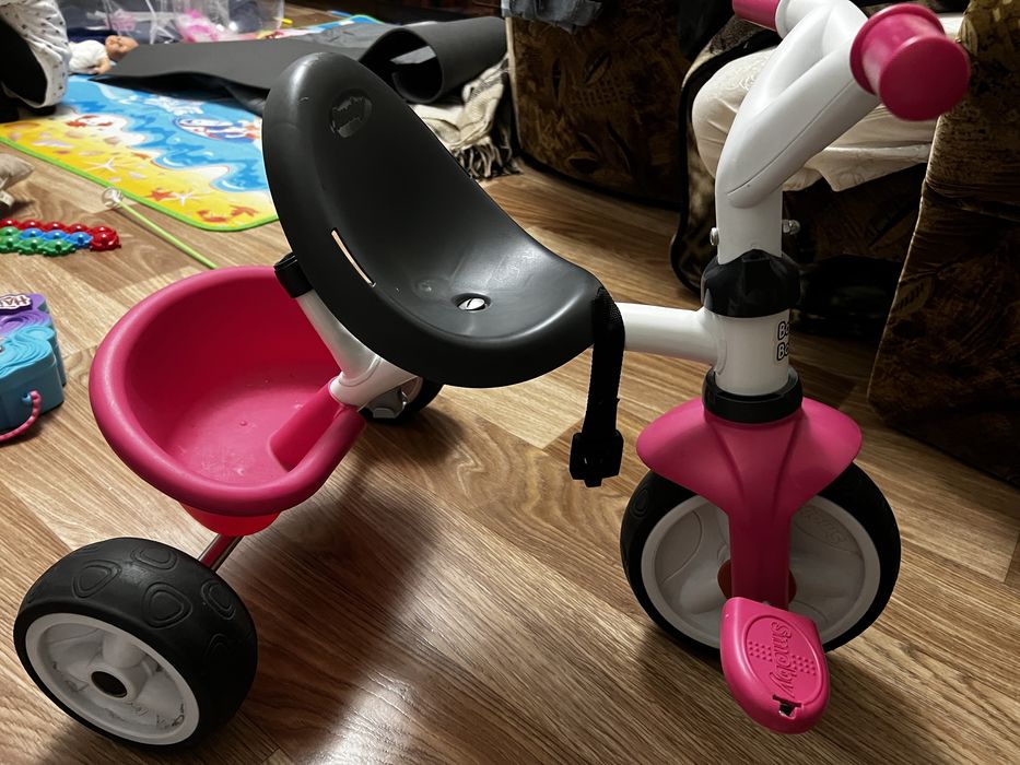 Трехколесный велосипед