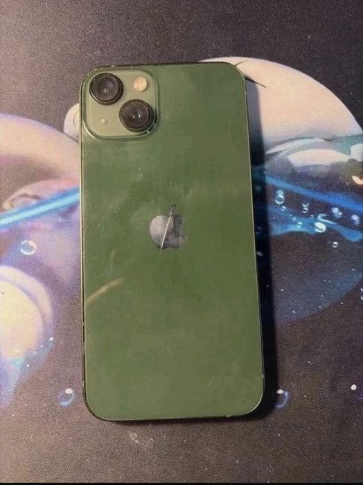 IPhone 13, Plus etui, słuchawki i ładowarka!!