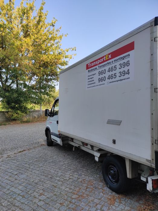 Mudanças, transportes e montagens profissionais