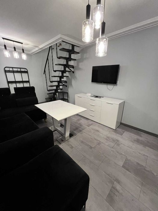 Mieszkanie  40m2 dwupoziomowe w kamienicy - wynajem