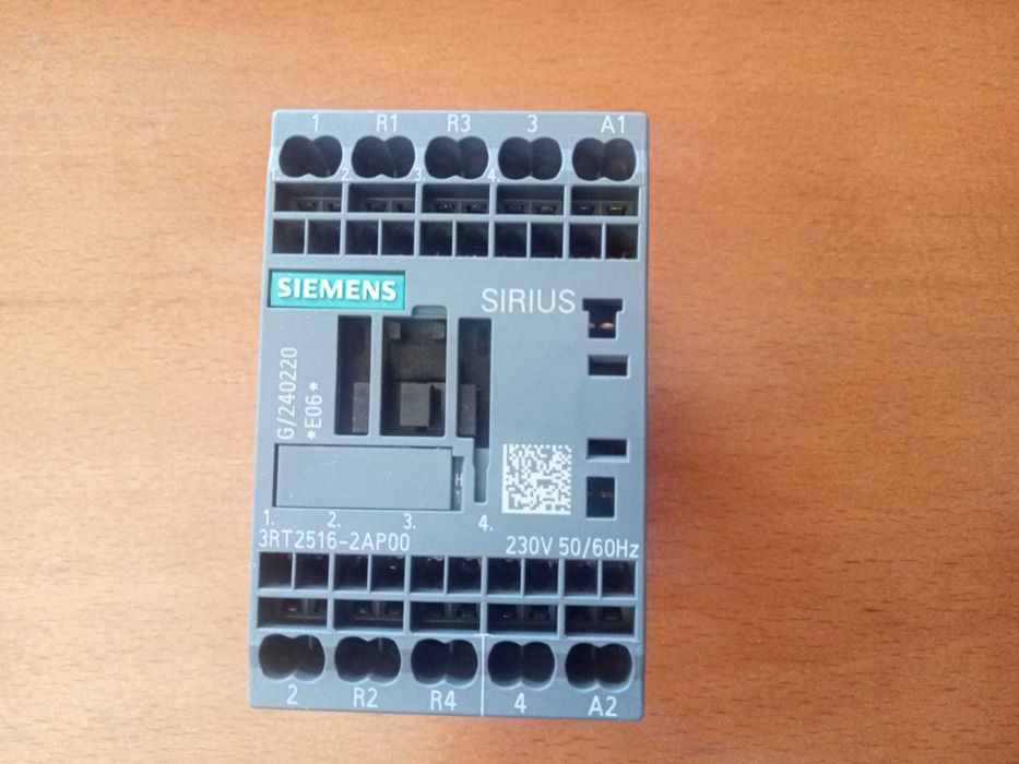 Contator Siemens SIRIUS 3RT2516-2AP00