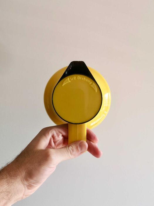 Garrafa térmica/termos vintage em plástico resistente/rígido amarelo