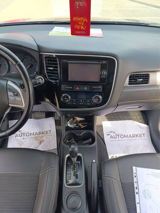 Продаю Mitsubishi Outlander Se 2013