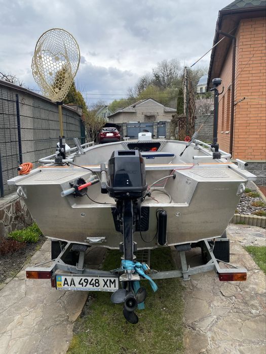 UMS  Tuna 410+лафет+лебідка+ехолот